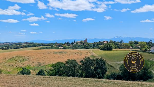 Nailloux -Terrain 1111 m² — Permis de construire accordé — Vue Pyrénées