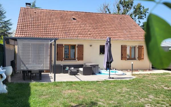 Maison à vendre    6 pièces •  Milly-la-Forêt