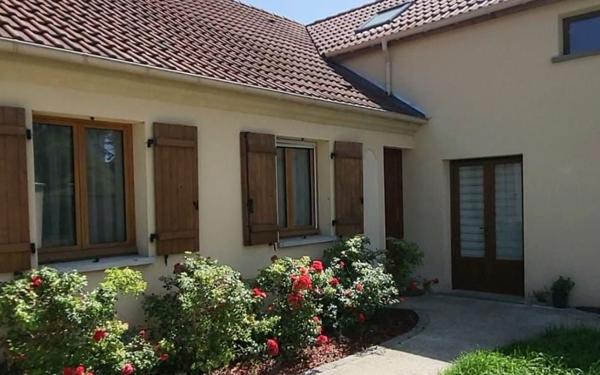 Maison à vendre    6 pièces •  Milly-la-Forêt