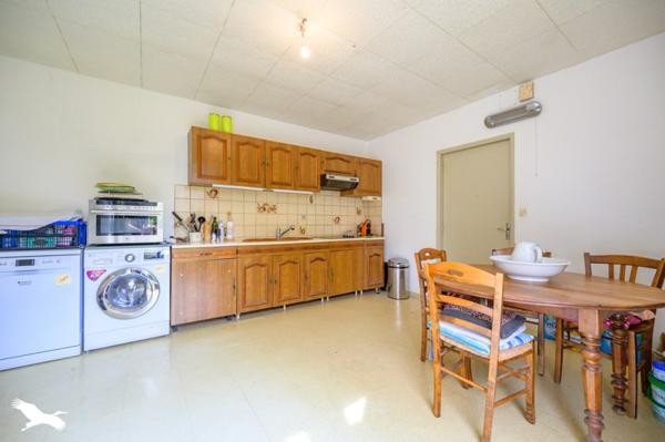 Maison à vendre |  Saint-Xandre |  7 pièces | 180 m²