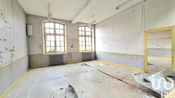 Maison 12 pièces de 450 m² à Tulle (19000)