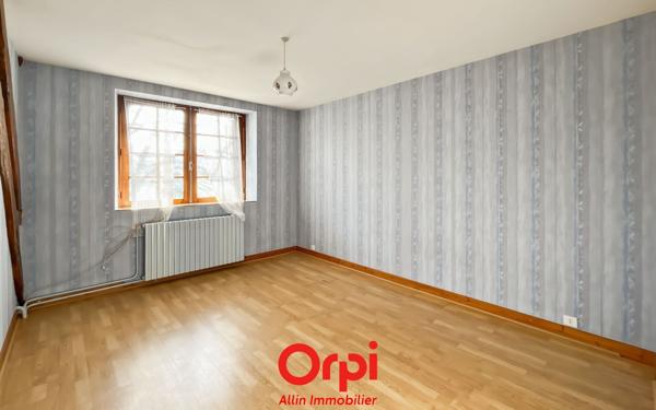 Maison à vendre    5 pièces •  Meaulne