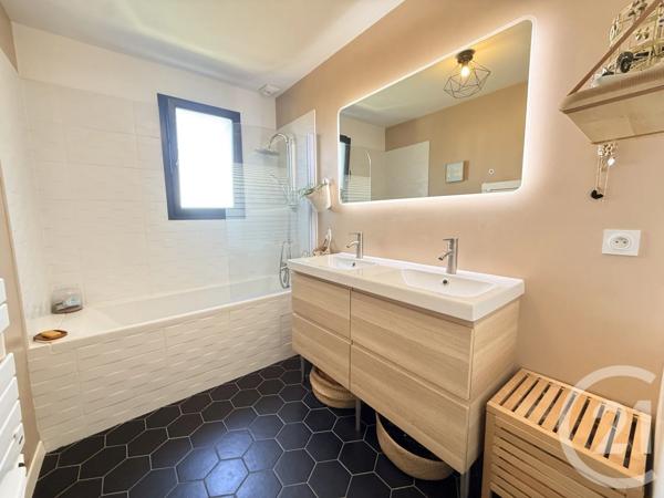 Maison à vendre  5 pièces - 91,29 m 2   TREILLIERES  - 44