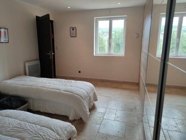 Apt (84400) Apt : villa de 110m² avec 3 chambres et terrain de plus de 550m²