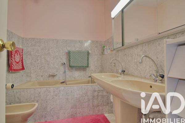 Appartement à vendre 7 pièces 143 m² Avrillé