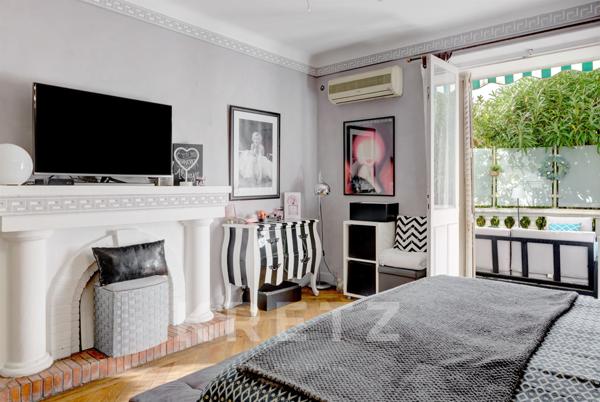 Appartement 3 pièces avec aperçu mer, boulevard de la croisette, Cannes