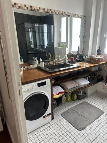 Appartement Paris 3 pièce(s) 42.47 m2