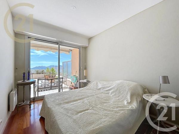 Appartement F2 à vendre  2 pièces - 36,91 m 2   CANNES  - 06