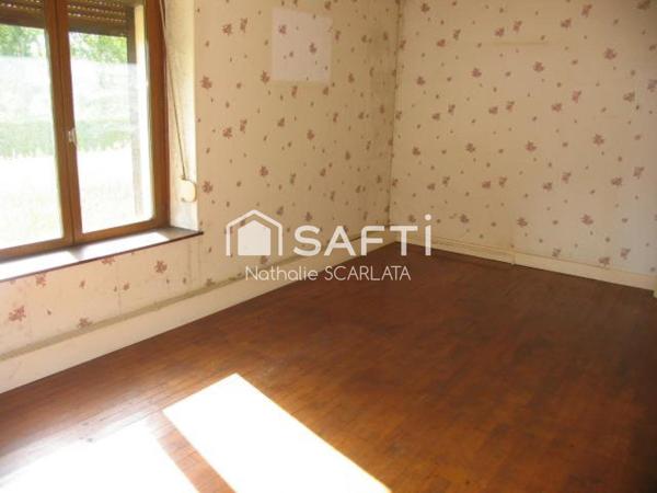 MAISON FAMILIALE INDIVIDUELLE AVEC 4 CHAMBRES, TERRAIN ET GARAGE