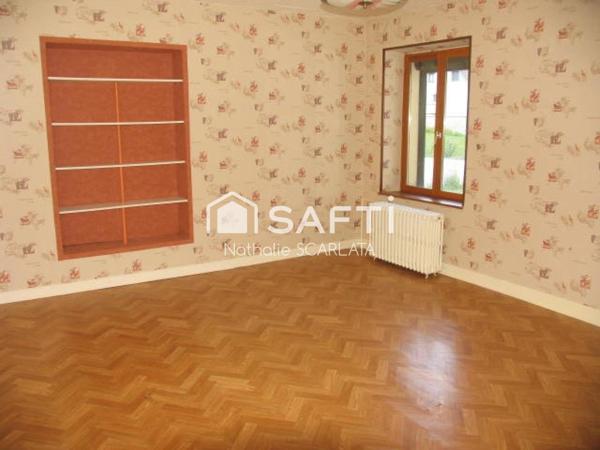 MAISON FAMILIALE INDIVIDUELLE AVEC 4 CHAMBRES, TERRAIN ET GARAGE