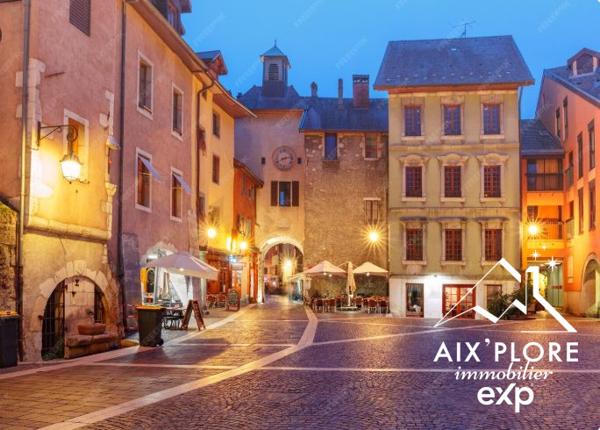 Charmant local commercial – Cœur de la Vieille Ville d’Annecy