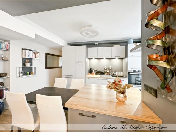 Appartement à vendre Périgny, 54m2, 1er étage avec ascenseur, balcon, parking et local à vélos