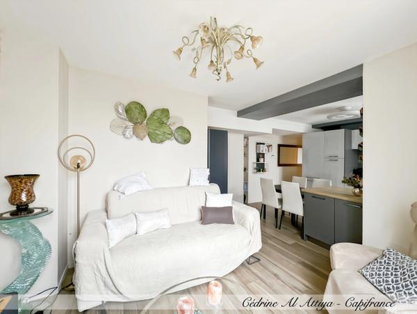 Appartement à vendre Périgny, 54m2, 1er étage avec ascenseur, balcon, parking et local à vélos