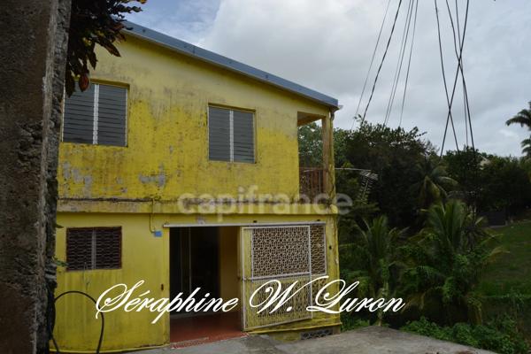 Dpt  (972), à vendre  maison 7 p - 170 m² -  202000 €