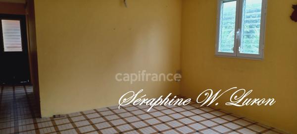 Dpt  (972), à vendre  maison 7 p - 170 m² -  202000 €