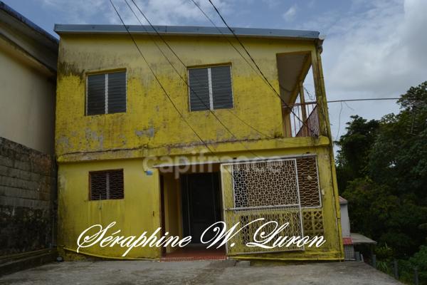 Dpt  (972), à vendre  maison 7 p - 170 m² -  202000 €