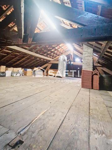 Maison individuelle avec 3 chambres et potentiel d'agrandissement, grand sous-sol, garage jardin et terrasse !