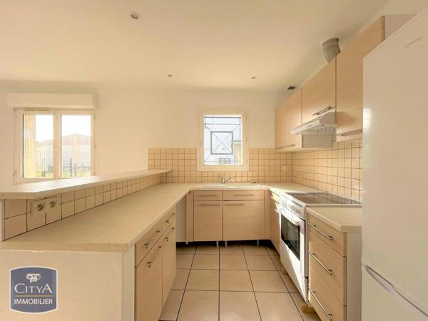 Maison à louer 4 pièces 75.25m² Libourne (33500)
