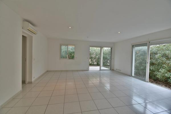 Maison de plain pied 4 pièces 97 m²