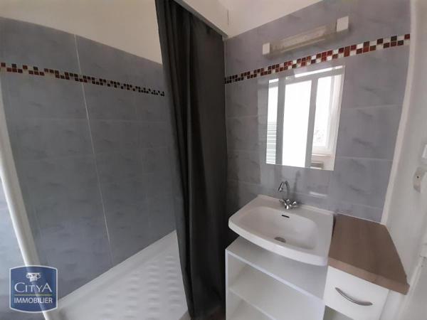 Appartement à louer 2 pièces 48.77m²