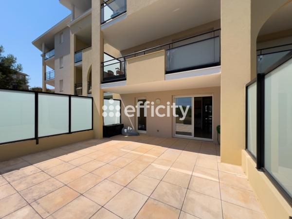 Appartement
         2 pièces
        - 28 m² 168 000 € *