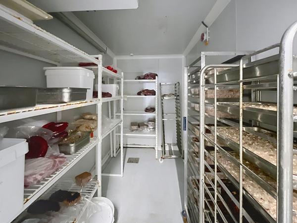 A VENDRE EN EXCLUSIVITE - Local d'activité Allassac 320 m2- bureau-salle d'eau-WC-chambre froide