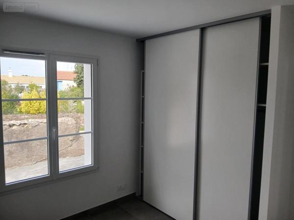 Maison à louer à Barbâtre en Vendée (85630), ref : 85091-L392