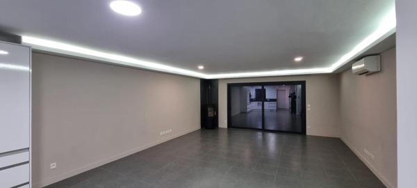 SUPERBE MAISON  DE VILLAGE, GARAGE ET TERRASSES