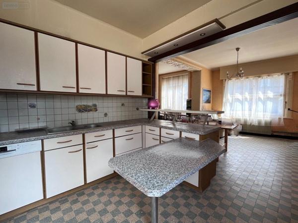 Immeuble à vendre à Steenbecque dans le Nord (59189), ref : 13078/3538   
centre ville