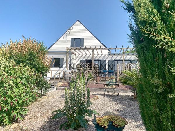 À vendre à Arzal : Belle maison ossature bois, 3 chambres, grand terrain, proche centre