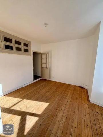 Appartement à louer 4 pièces 100m²