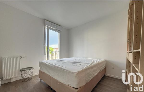 Appartement 2 pièces de 42 m² à Serris (77700)