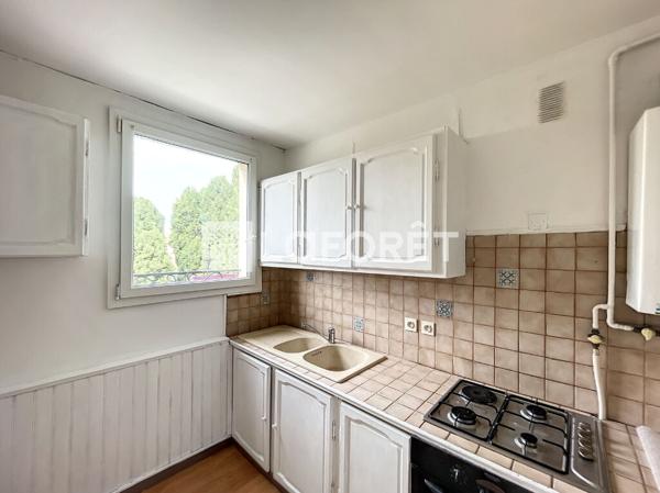 Location appartement Salon-de-Provence - 4 pièce(s) - 68 m² - 720 €/mois