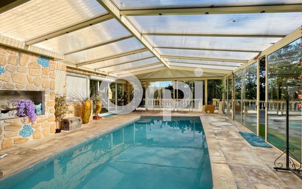 Maison à vendre    6 pièces • 320 m2 Arnières-sur-Iton