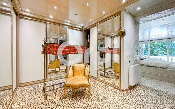 Maison à vendre    6 pièces • 320 m2 Arnières-sur-Iton