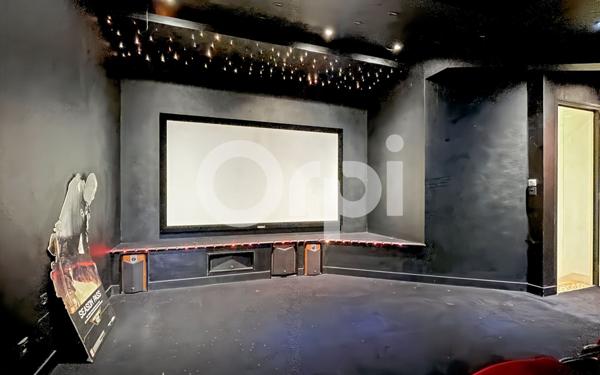 Maison à vendre    6 pièces • 320 m2 Arnières-sur-Iton