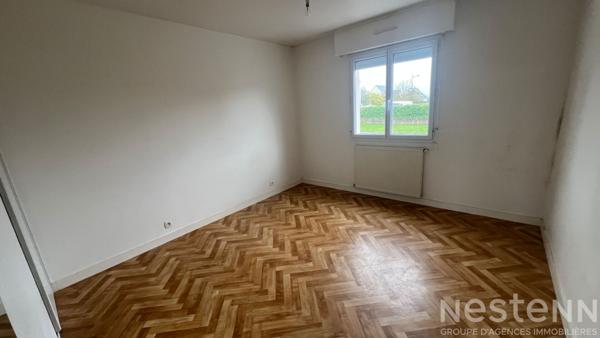 Appartement de type 4 avec jardin proche de la gare d'Auray