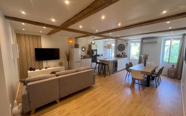 Appartement à vendre    4 pièces • 84 m2 Hyères