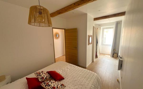 Appartement à vendre    4 pièces • 84 m2 Hyères