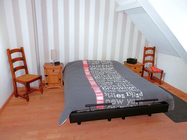 MAISON Familiale sur Sous-Sol avec 6 Chambres, Véranda et Terrasse