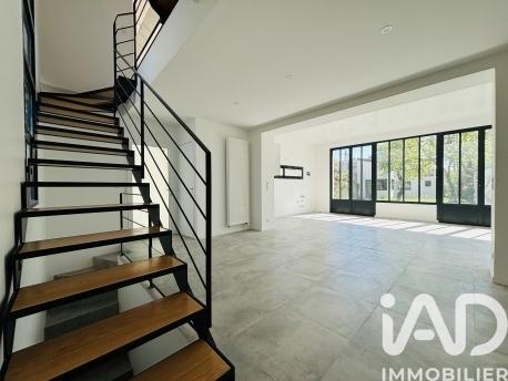 Maison à vendre 6 pièces 143 m² Saint-Maur-des-Fossés
