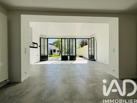 Maison à vendre 6 pièces 143 m² Saint-Maur-des-Fossés