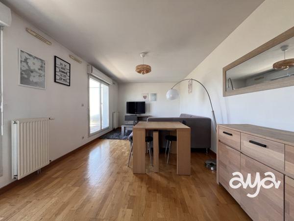DUPLEX AVEC TERRASSE PLEIN SUD ET GARAGE DOUBLE