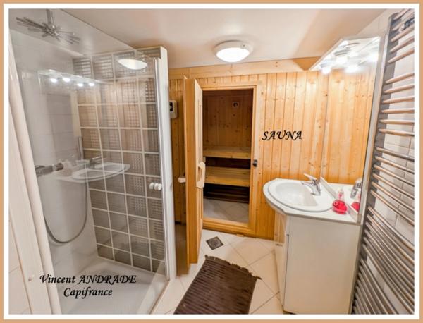 VILLEMOISSON SUR ORGE-sous-sol -Jacuzzi-Sauna-Dépendance-5chambres