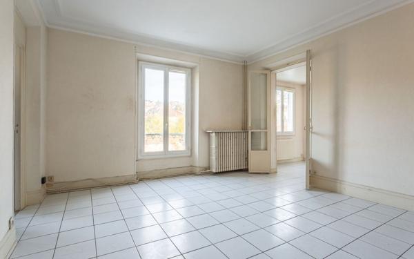 Appartement à vendre    3 pièces • 47,34 m2 Villeneuve-Saint-Georges