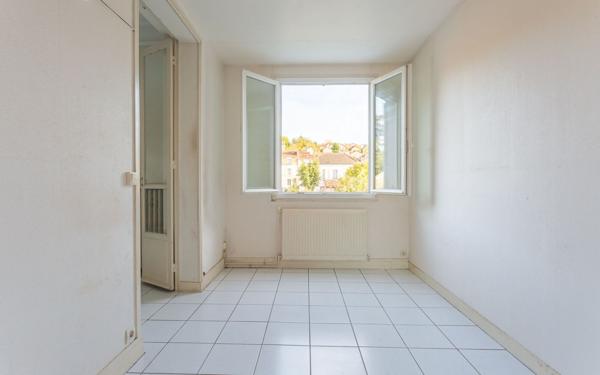 Appartement à vendre    3 pièces • 47,34 m2 Villeneuve-Saint-Georges