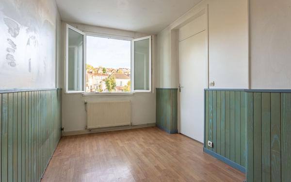 Appartement à vendre    3 pièces • 47,34 m2 Villeneuve-Saint-Georges