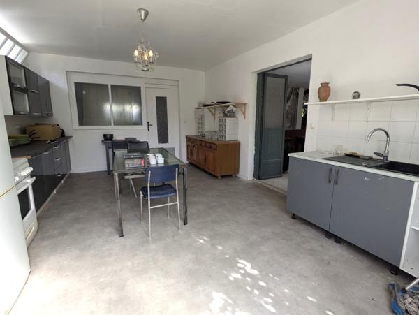 Maison 6 chambres et une dépendance