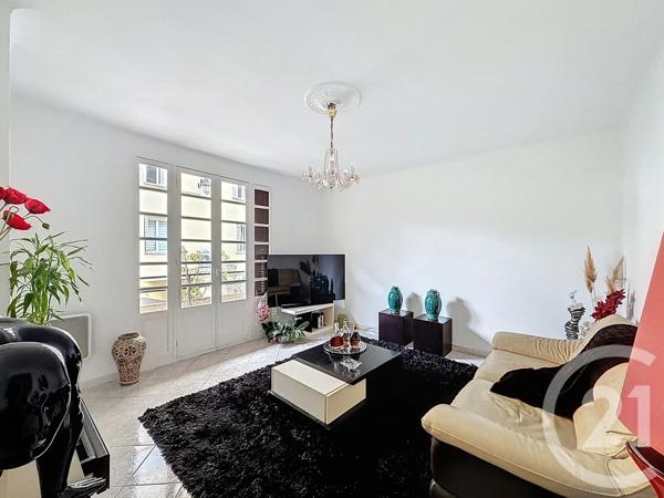 Appartement F4 à vendre  4 pièces - 69,81 m 2   AJACCIO  - 201