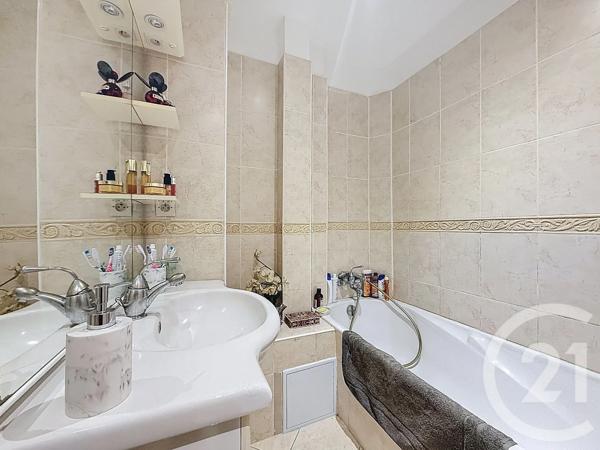 Appartement F4 à vendre  4 pièces - 69,81 m 2   AJACCIO  - 201